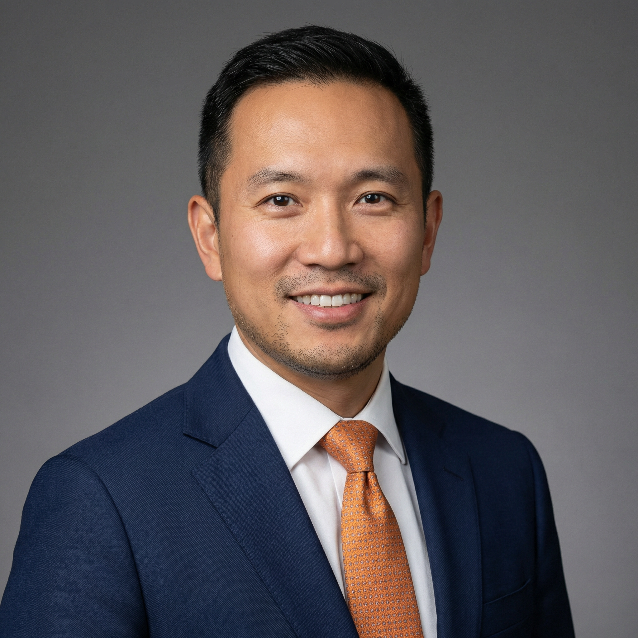 资深体育评论员张明华头像照片